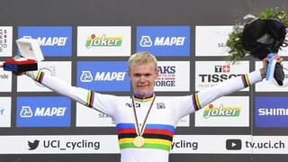 Víťaz juniorského cyklistického šampionátu nedal súperom šancu