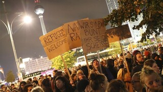 Nemecké ulice zaplnili demonštranti, nechcú extrémistov