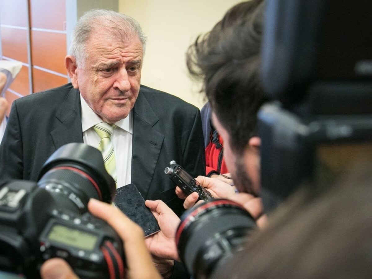 Mečiar chce na Slovensku zmeny, nahnevala ho otázka o Elektre