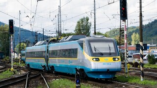 Pendolino rýchlovlak vlak 1140 px (SITA/Milo Fabian)