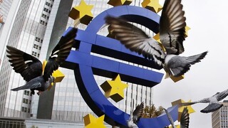 Euro slabne, môže za to katalánske referendum