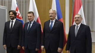 V4 odmieta tresty za nenaplnenie kvót, štáty podpísali deklaráciu