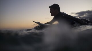 V Mníchove predviedli, že sa dá surfovať aj na rieke