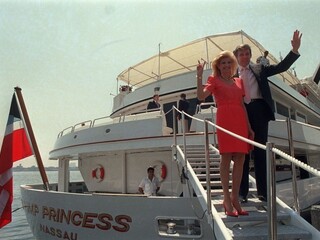 Trumpova exmanželka sa pasovala za prvú dámu, Melania zúri