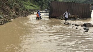 Vietnam zasiahli silné lejaky, záplavy si vyžiadali desiatky životov