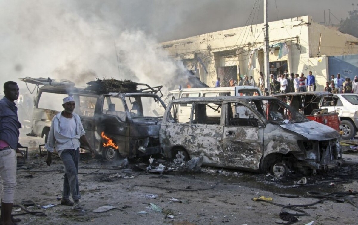 somalia-explosion-01596-84e5d5b05e5f4818b71b88a2e27ce578_5624be23.jpg