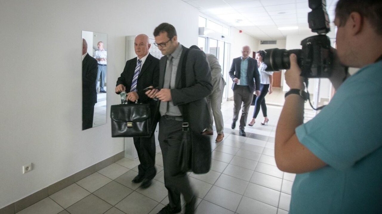 Bolo treba niekoho zavrieť, rozsudok zrušia, reaguje odsúdený exminister