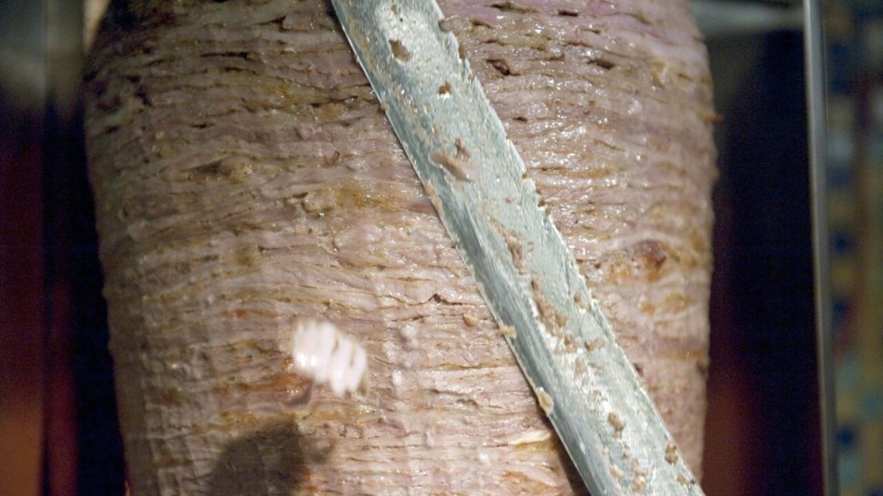 Na českých hraniciach odhalili drogy dômyselne ukryté v kebabe