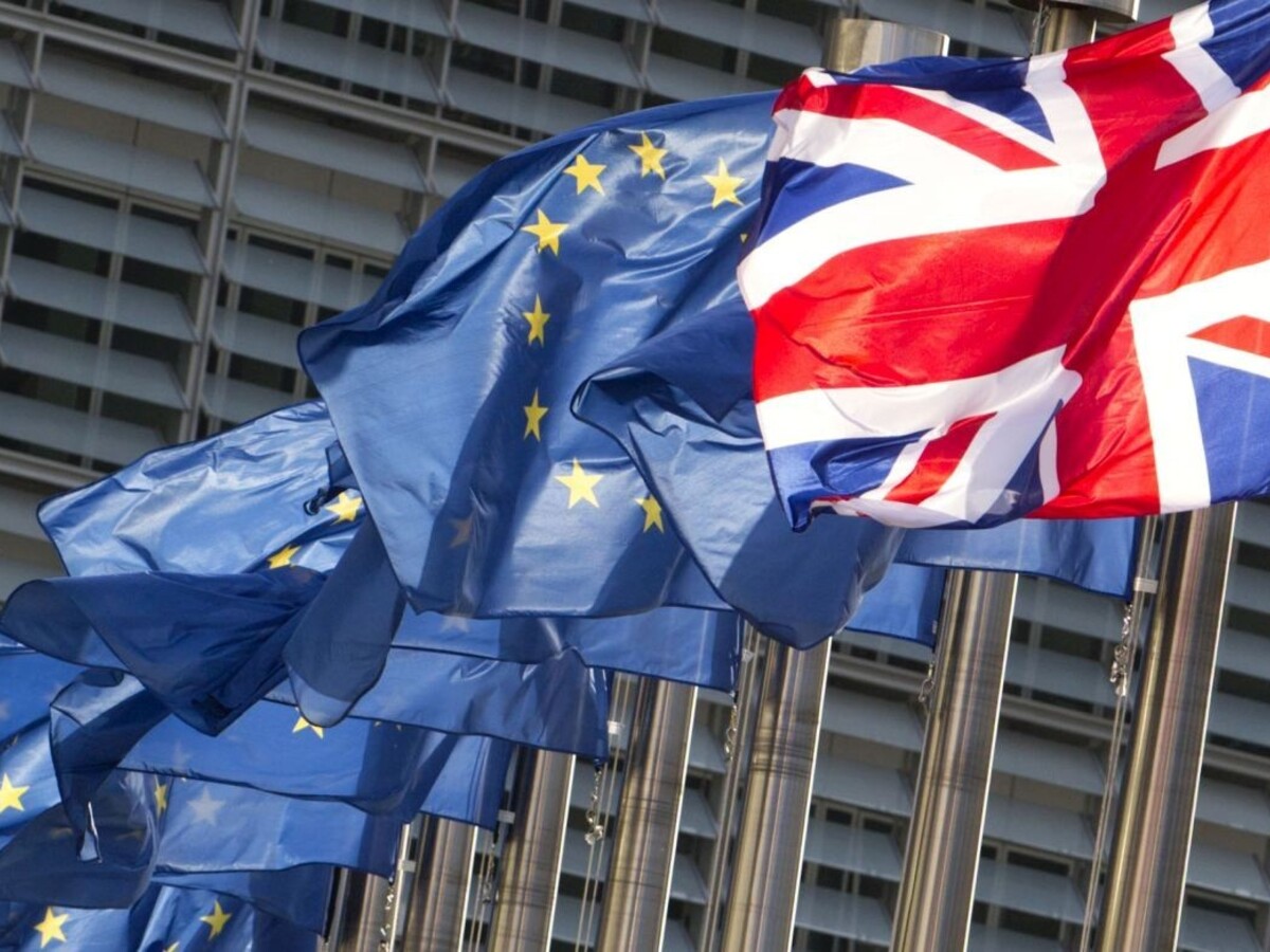 Tusk ohlásil začiatok príprav na druhé kolo rokovaní o Brexite