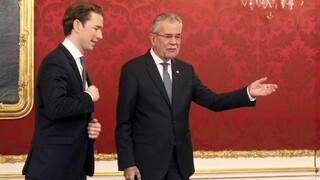Rakúsky prezident poveril Sebastiana Kurza zostavením vlády