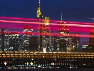 Londýn v očiach bankárov postupne klesá. Nahradí ho Frankfurt?