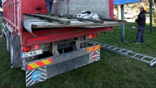 Bratislava bojuje s vizuálnym smogom, odstráni ďalšie stavby