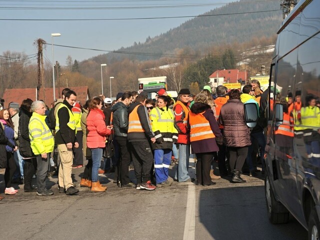 Kysučania chcú diaľnicu, skomplikujú dopravu u nás aj v zahraničí