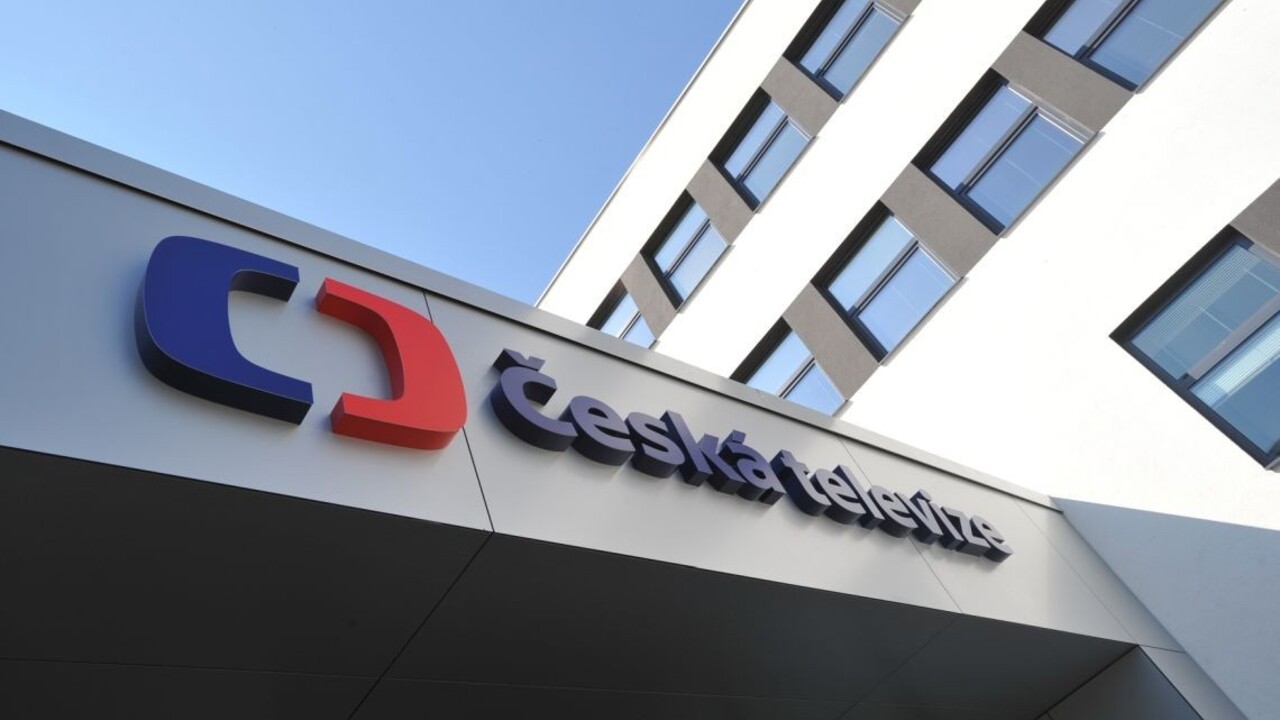 Zoštátnime televíziu aj rozhlas, navrhuje šéf českých populistov