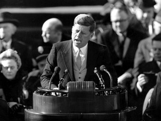 Po desaťročiach zverejnili spisy o vražde prezidenta Kennedyho