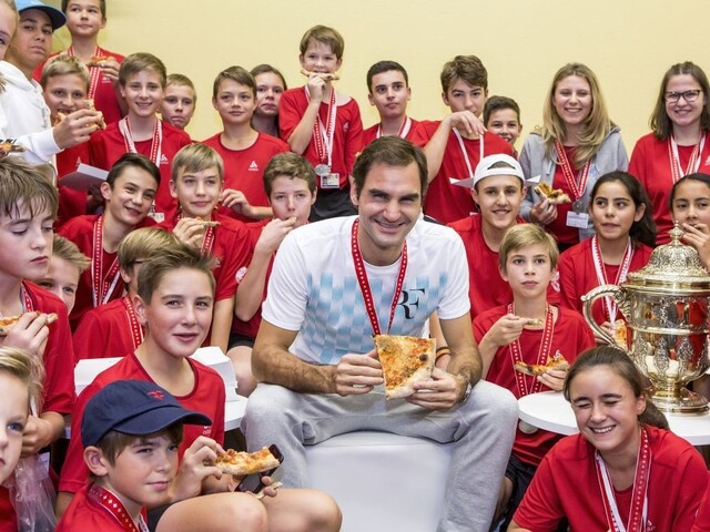 Federer sa odhlásil z Paríža,  Nadal smeruje za postom jednotky
