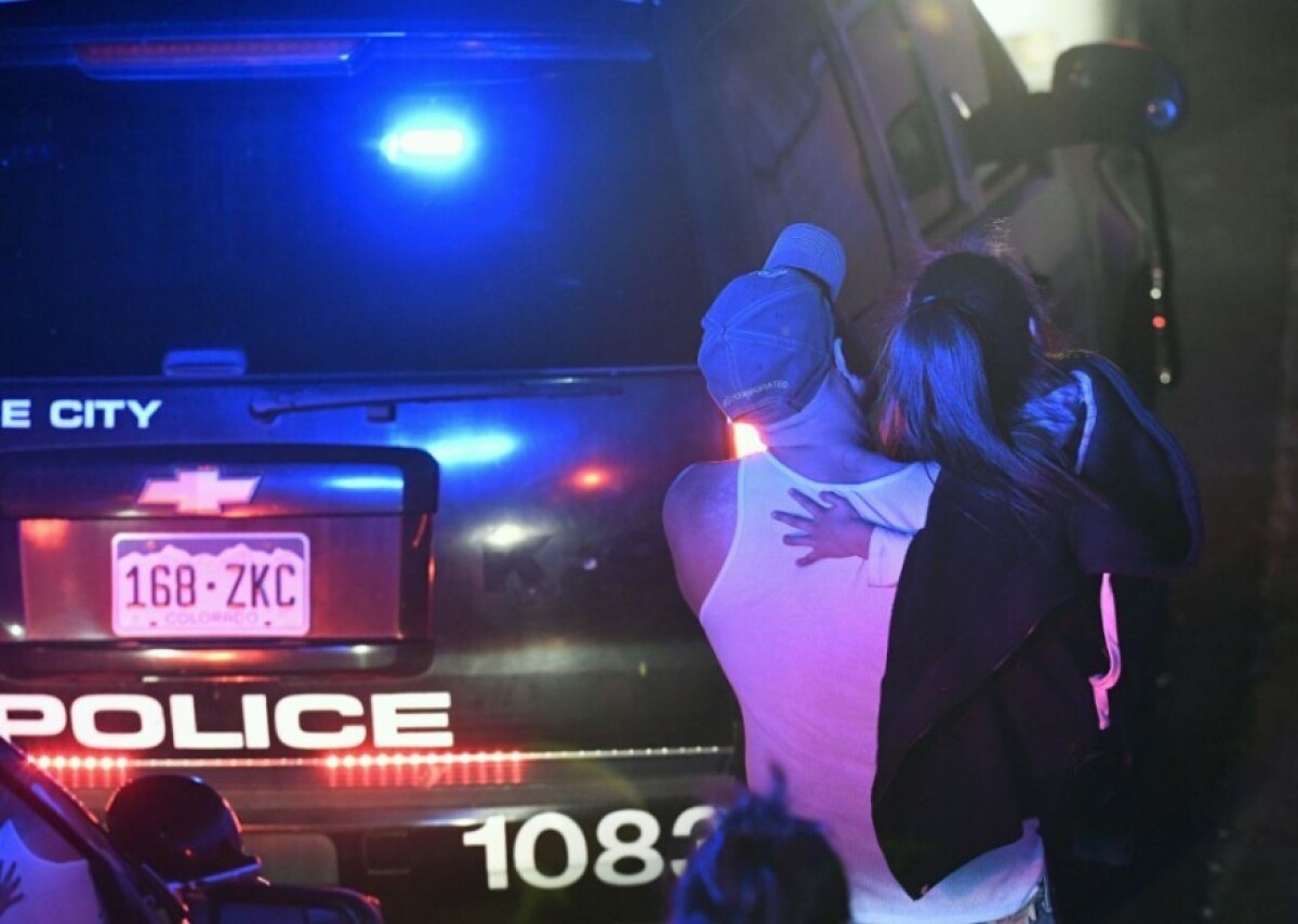 walmart-shooting-colorado-44046-5c24d75af2884633aae6dfe724de90f5_32bf10fe.jpg