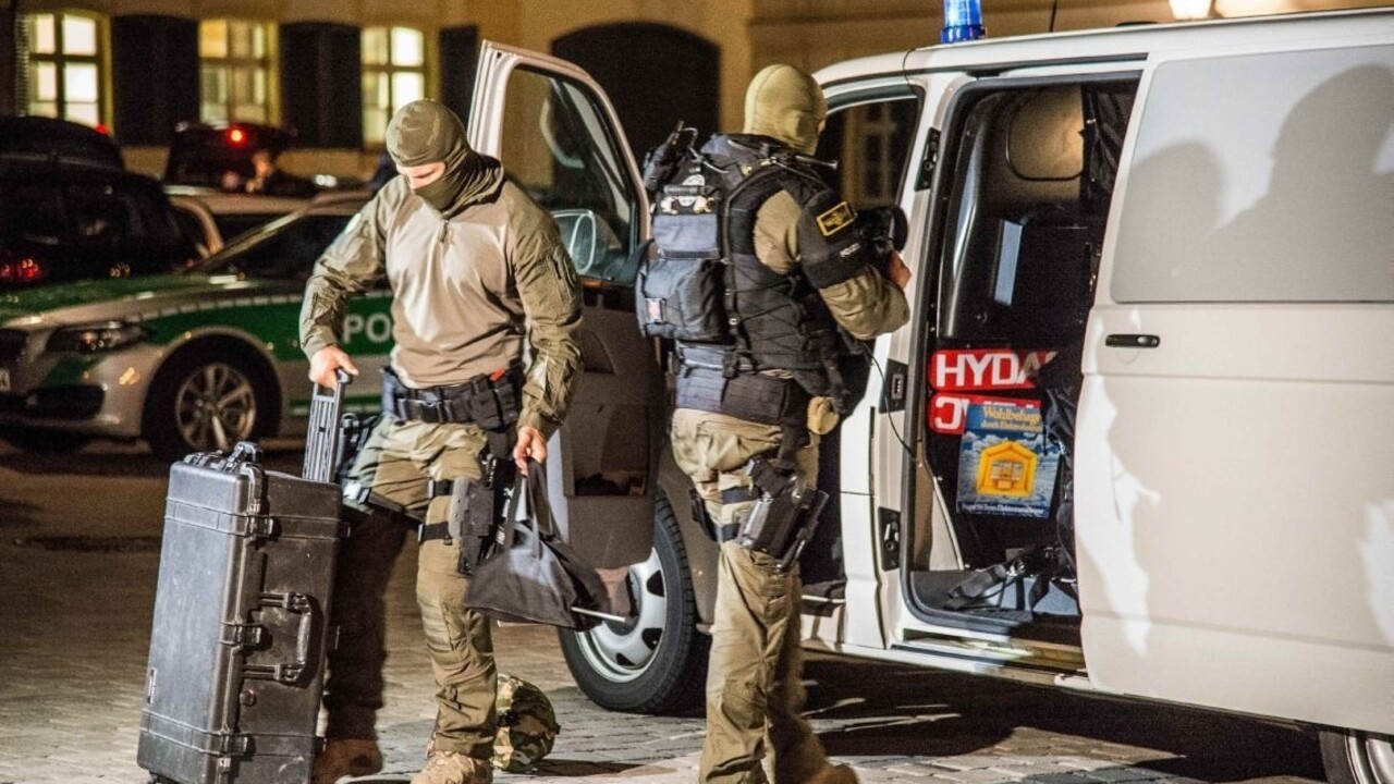 Dôchodca si myslel, že našiel bombu. Políciu nález šokoval