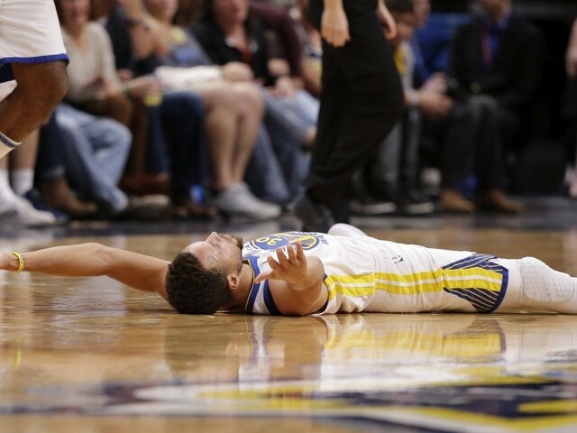 NBA: Golden State uspelo v Denveri, má tretie víťazstvo v sérii