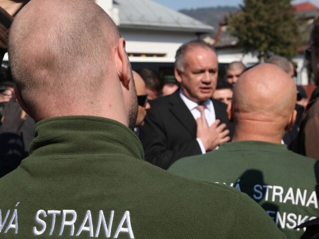 Neofašizmus vieme poraziť najsilnejšími zbraňami, vyhlásil Kiska