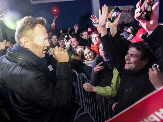 Líder opozície zažaloval Putina, súd zmietol podnet zo stola
