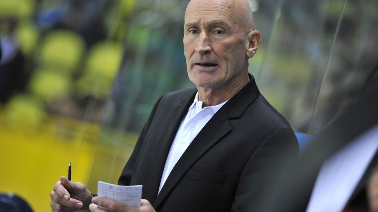 Craig Ramsey tréner hokej 1140px (SITA/Tomáš Somr)