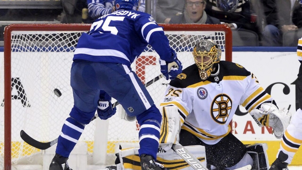 NHL: Boston bol v Toronte blízko víťazstva. Je to sklamanie, tvrdí Chára