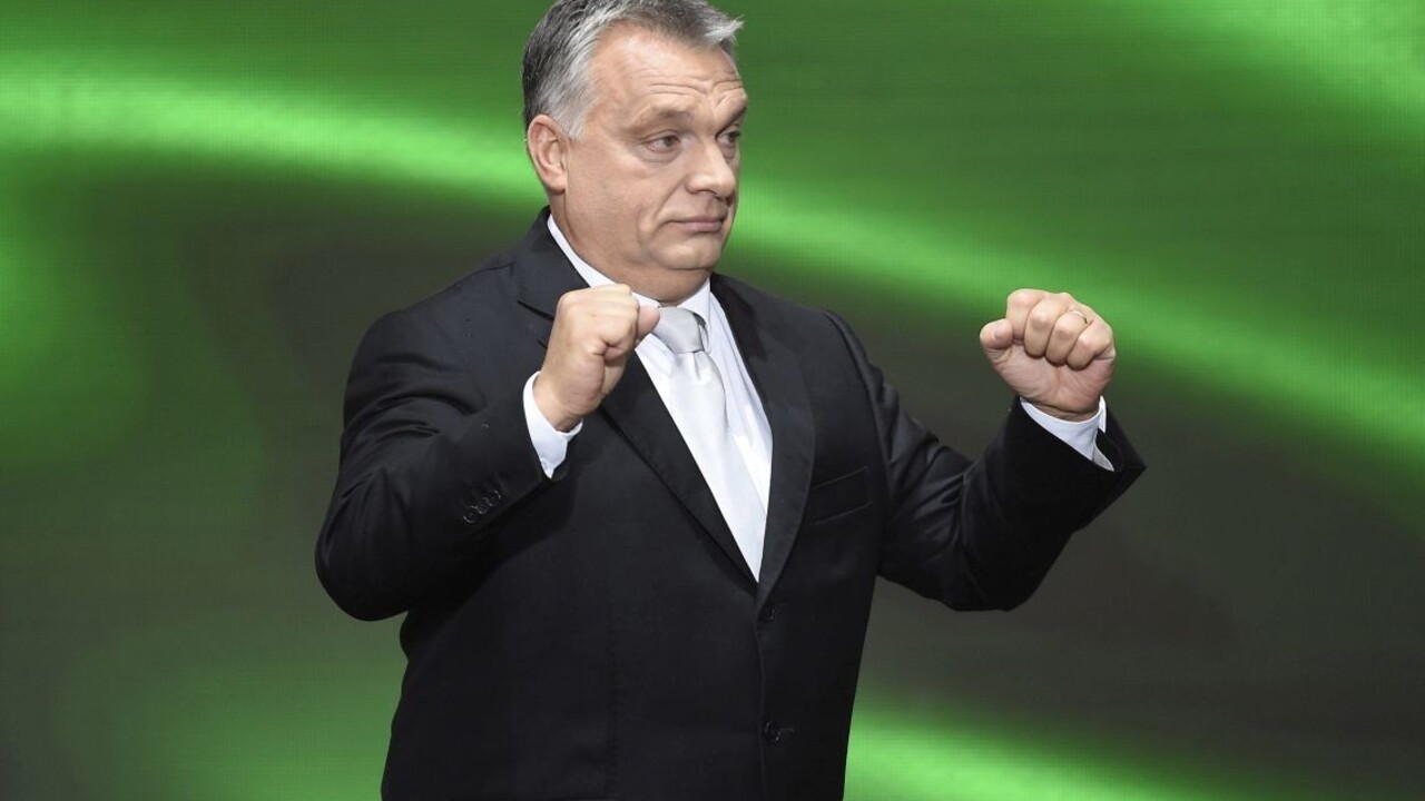 Orbána potvrdili v čele Fideszu. Má za cieľ zabrániť Sorosovmu plánu