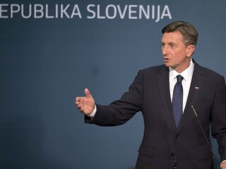 Slovinsko volilo hlavu štátu, v druhom kole zvíťazil doterajší prezident
