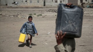 V Jemene zomiera denne vyše sto detí, situáciu zhoršuje blokáda