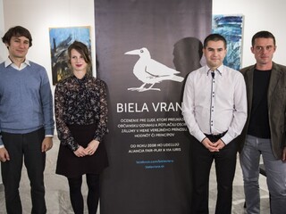 Vyhlásili tohtoročné Biele vrany, ocenenie získala aj Hlávková