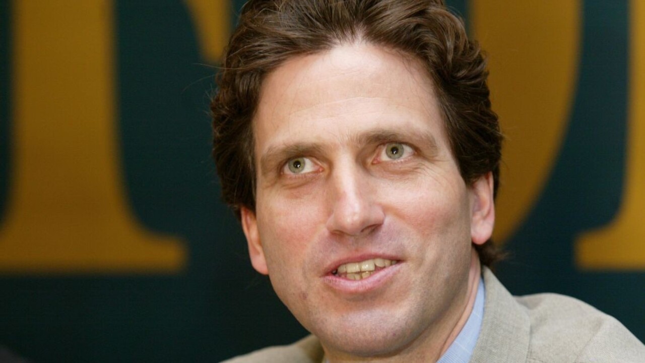 Zadržali muža, ktorý mal pred rokmi zavraždiť známeho novinára