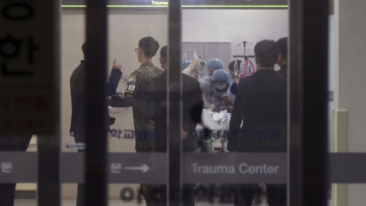 Vojakovi sa podarilo utiecť z KĽDR. V jeho tele našli veľké parazity