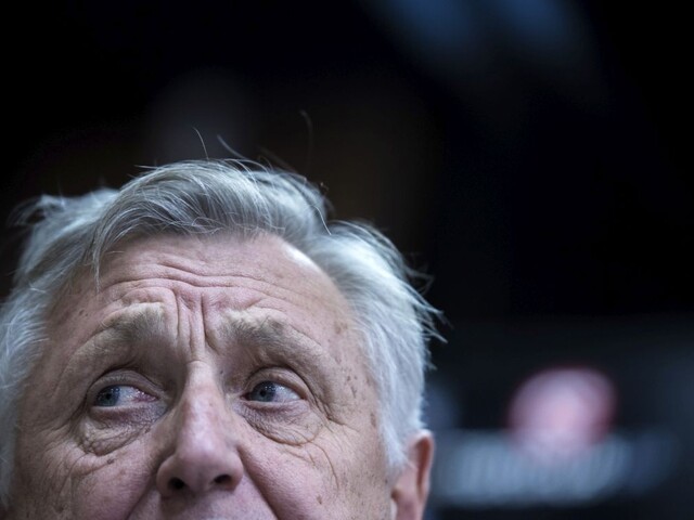 Oscarový český režisér je po operácii vo vážnom stave