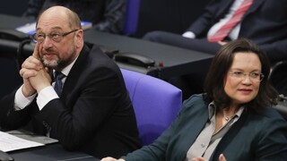 V Nemecku hľadajú východisko, svoje plány predstaví aj Schulz