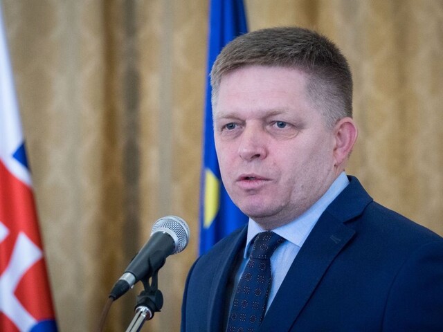 Pracoval som v prístave, príplatky sú zaslúžené, reagoval Fico