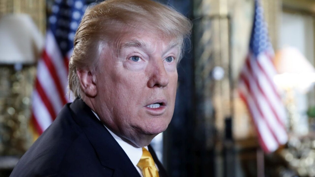 Trump sa urazil na renomovaný magazín pre jedno slovo