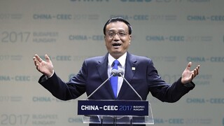 Čína chce investovať aj na Slovensku, vyhlásil premiér na summite