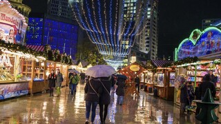 Vianočné trhy v Berlíne ochránia netradičné betónové darčeky