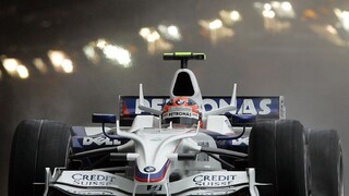 Kubica bojuje o miesto v stajni Williams, zatiaľ sa mu darí