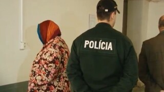 Vydieraním učiteliek mala riaditeľka získať tisícky eur