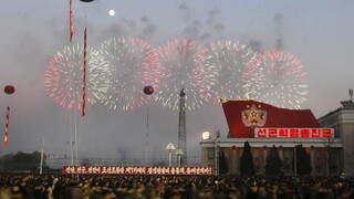 KĽDR oslávila údajné dobudovanie svojho jadrového arzenálu