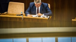 Tripartita rozhoduje o návrhu zvýšenia pracovných príplatkov