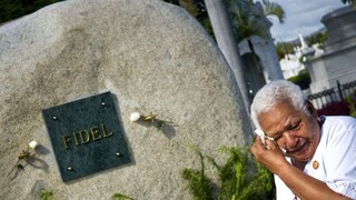 Fidela môžeš cítiť, kričali zástupy spomínajúce na lídra Kuby