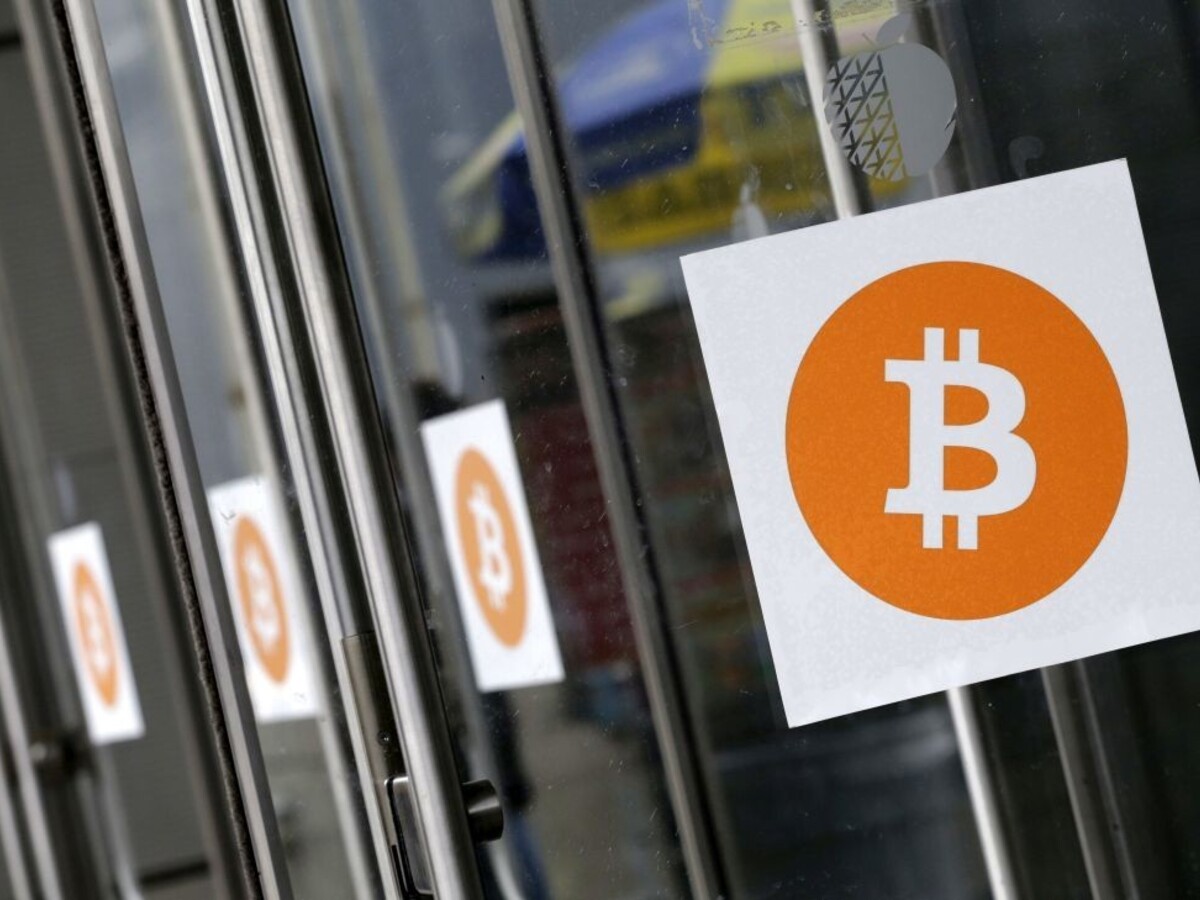 Bitcoin prekonal ďalší rekord, vyvoláva obavy ekonómov