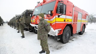 Vojaci otestujú vozidlá, na Slovensko prišli ich výrobcovia
