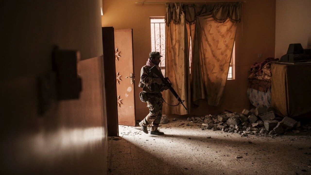 Svetu ukazoval hrôzy Islamského štátu, teraz vystúpil z anonymity