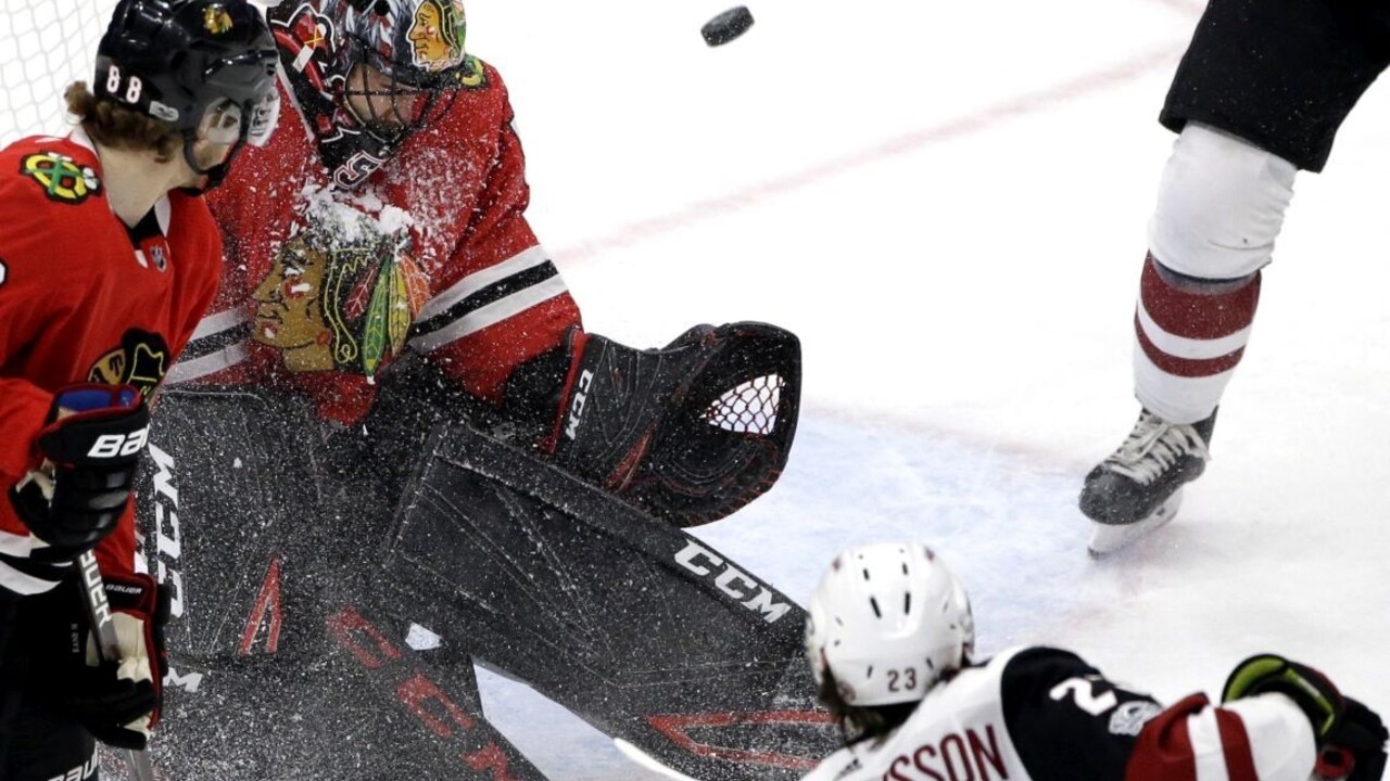 NHL: Pánik si pripísal mínusku, Chicago ale zdolalo Arizonu