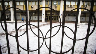 Ruské hokejistky si už pod piatimi kruhmi nezahrajú