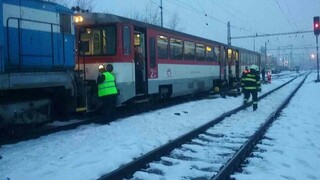 Vo Zvolene sa zrazili vlaky, niekoľko ľudí utrpelo zranenia